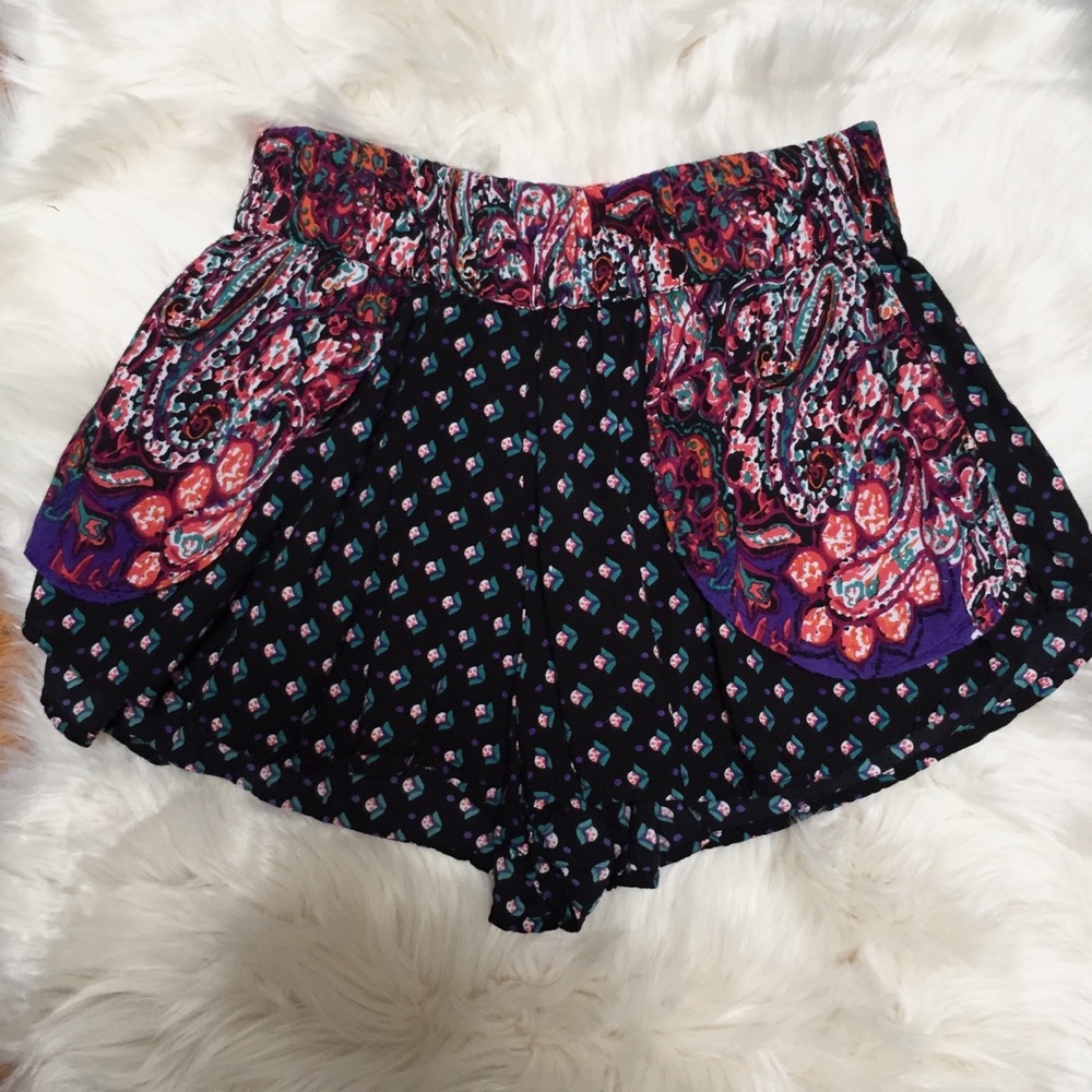 ☀️Urban Outfitters Band of Gypsies Paisley Shorts